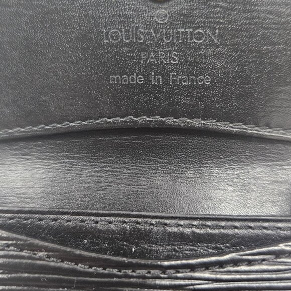 ❗SOLD❗Louis Vuitton Black Epi Compact Wallet - Picture 3 of 13